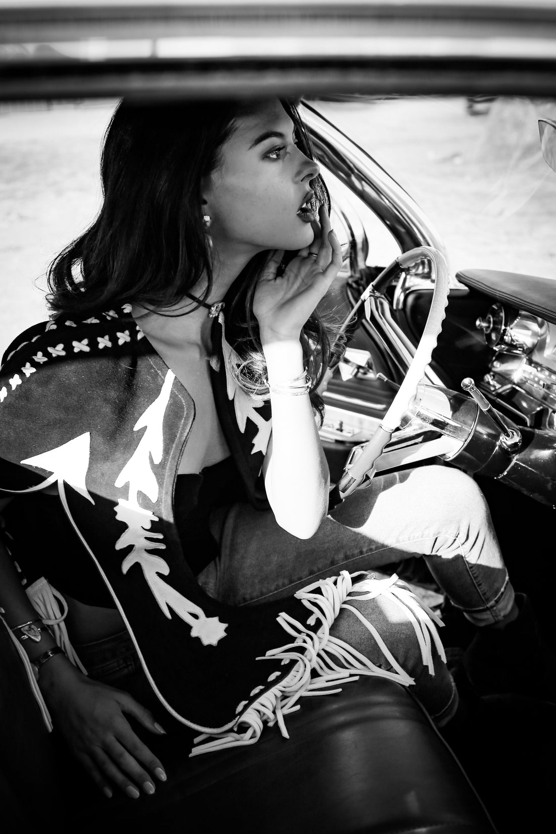 Babe Suede Cape - Black & White