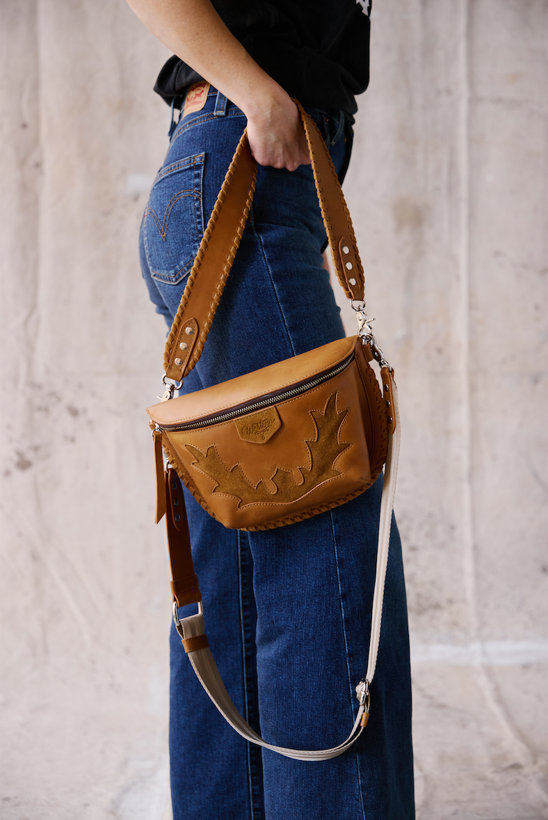 Trick Pony Bum Bag- Sorrel– Western & Co. Trick Pony Bum Bag- Sorrel– Western & Co.
